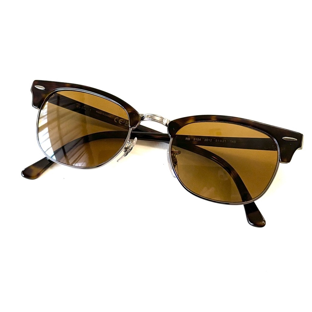 Ray-Ban Brown Tortoise Clubmaster Sunglasses